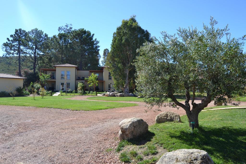 Marina Di Favona Hotell Favone Eksteriør bilde