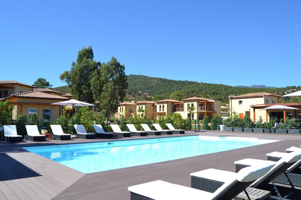Marina Di Favona Hotell Favone Eksteriør bilde